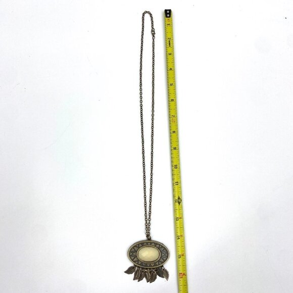 Gold Tone Cream Geometric Oval Aztec Boho Western Long Pendant Necklace Costume - Picture 4 of 4